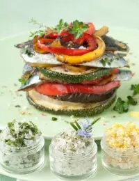 Millefeuille de legumes et de sardines au gros sel Le Guérandais 