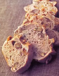 Pain aux noix