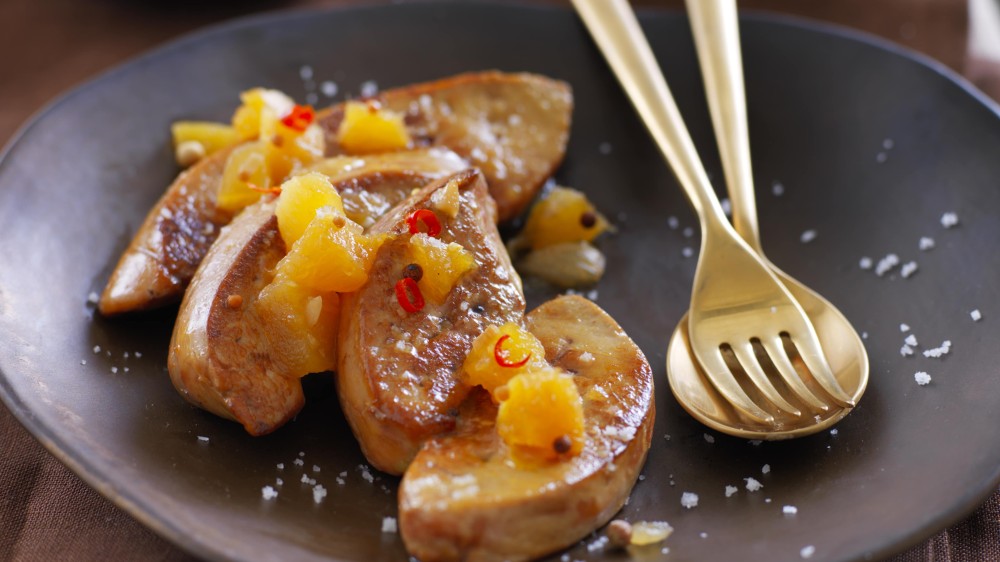 Escalopes de foie gras et chutney d’ananas à la Fleur de Sel de Guérande
