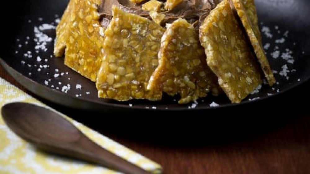 Nougat-Törtchen mit Schokoladenmousse