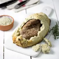 Gigot d'agneau en croûte de sel