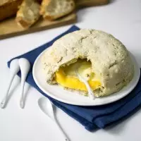 Reblochon en croûte de sel